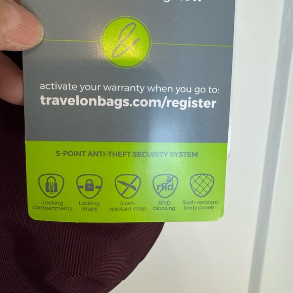 Travelon NWT Burgundy Red Crossbody Purse/Bag - Picture 5 of 11